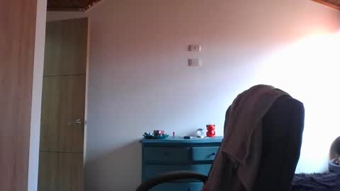 Snapshot of misselii chatting on February 9, 2026, 6:45 pm melodie online show from February 9, 2026, 6:45 pm