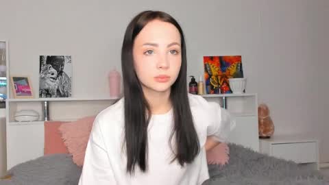 Hello dear my name Elisa online show from May 10, 2026, 6:02 pm