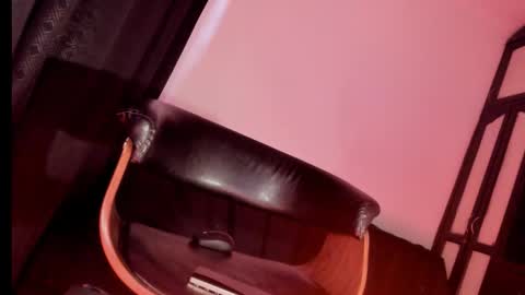 Miss Elisse H. online show from September 24, 2025, 11:46 am