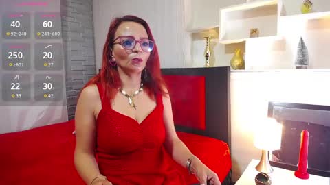 Snapshot of missellien chatting on February 8, 2025, 11:12 am Angela online show from February 8, 2025, 11:12 am