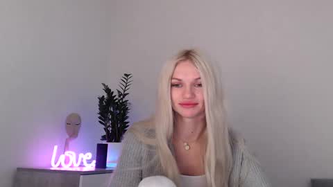 EMMA online show from December 18, 2024, 10:13 pm