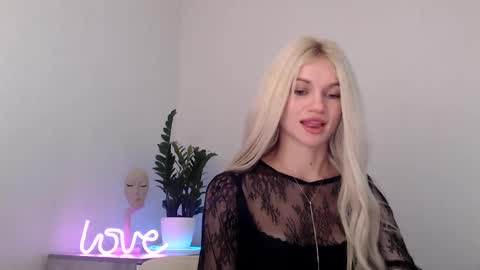 EMMA online show from January 4, 2025, 9:52 pm