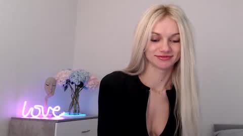 EMMA online show from January 15, 2025, 10:24 pm