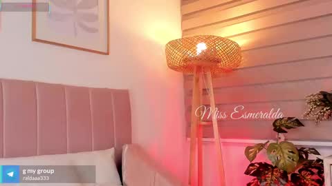 Snapshot of missesmeralda chatting on September 26, 2025, 9:52 pm Julieta Arboleda but i like call me esme online show from September 26, 2025, 9:52 pm