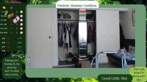 Snapshot of missestephy1997 chatting on December 30, 2024, 8:58 pm Miss Estephy online show from December 30, 2024, 8:58 pm