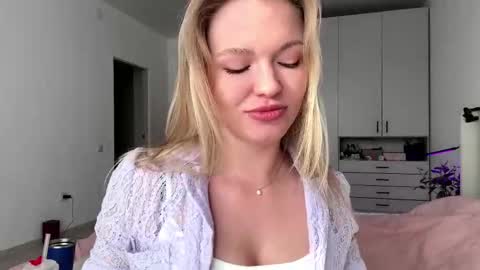 Viola online show from January 12, 2026, 9:14 am