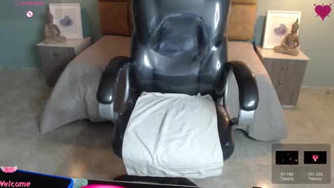 Snapshot of missgomezz_ chatting on December 10, 2024, 8:30 am Maria Gomezz online show from December 10, 2024, 8:30 am