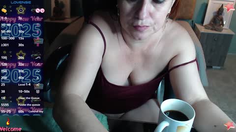 Snapshot of missgomezz_ chatting on January 8, 2025, 3:08 am Maria Gomezz online show from January 8, 2025, 3:08 am