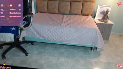 Snapshot of missgomezz_ chatting on January 29, 2025, 6:43 am Maria Gomezz online show from January 29, 2025, 6:43 am