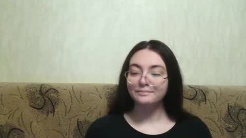 missis mona online show from December 15, 2025, 9:08 pm