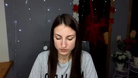 Snapshot of missis_sofiia chatting on January 14, 2026, 12:55 pm Sofia online show from January 14, 2026, 12:55 pm