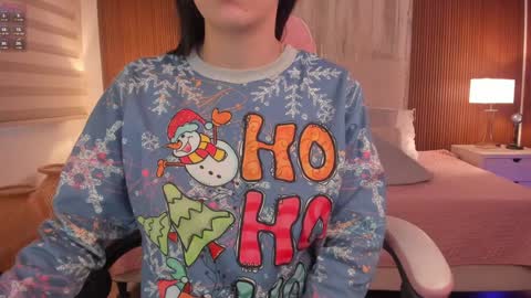 Snapshot of missisabella1 chatting on December 27, 2024, 11:39 am Bella Castillo online show from December 27, 2024, 11:39 am