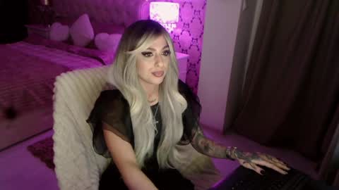 Snapshot of missjenny7 chatting on March 25, 2026, 8:48 pm MissJenny7 online show from March 25, 2026, 8:48 pm