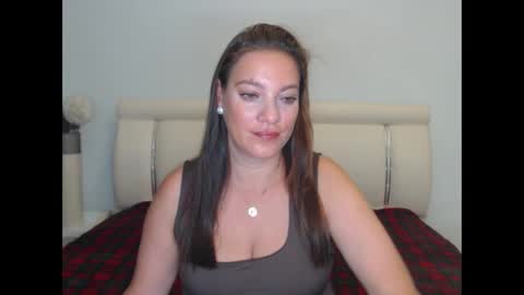 Khloe online show from October 3, 2025, 1:24 am