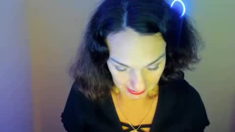 Christina online show from October 16, 2025, 11:11 am