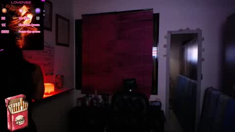 Snapshot of misslana_wn chatting on February 3, 2026, 6:22 am LanaLul online show from February 3, 2026, 6:22 am