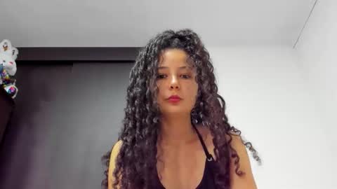 Rose online show from November 22, 2025, 2:49 pm