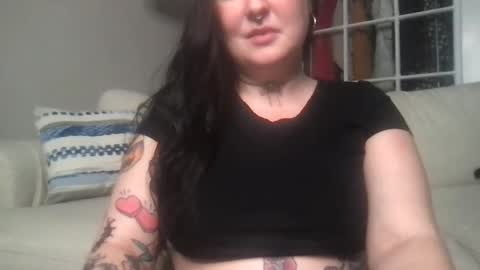 misslexanicole online show from December 8, 2024, 4:46 am