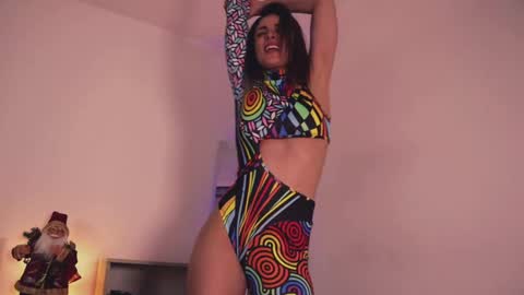 Lullu online show from December 3, 2025, 2:48 pm