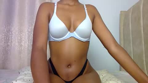lunah online show from May 15, 2026, 1:23 am