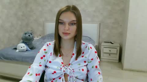Snapshot of missmariat chatting on January 22, 2025, 9:10 pm OneGoddess online show from January 22, 2025, 9:10 pm