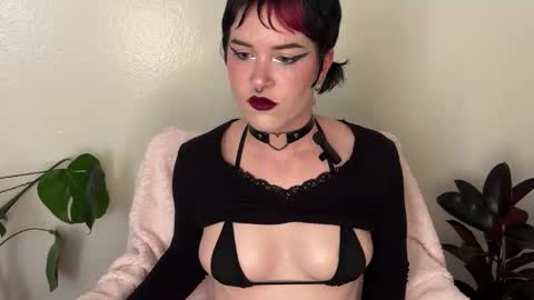 Snapshot of missmarinamay chatting on January 10, 2026, 11:31 pm missmarinamay online show from January 10, 2026, 11:31 pm