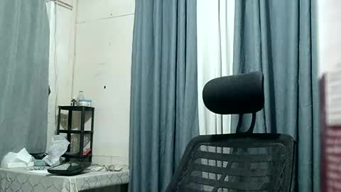 Snapshot of missmayeth chatting on December 3, 2024, 8:50 pm mayeth online show from December 3, 2024, 8:50 pm