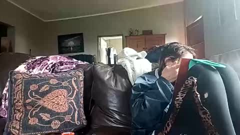 Snapshot of missmeandre chatting on January 14, 2026, 10:54 am 4bdn couple online show from January 14, 2026, 10:54 am