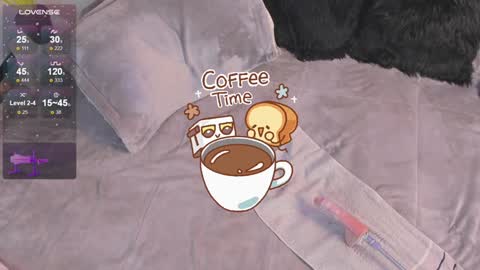 Alejandra  online show from December 21, 2024, 2:37 pm