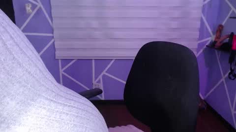 Snapshot of missmia1_ chatting on February 19, 2026, 3:30 pm Miia online show from February 19, 2026, 3:30 pm