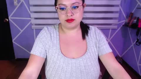Snapshot of missmia1_ chatting on April 22, 2026, 3:57 pm Miia online show from April 22, 2026, 3:57 pm