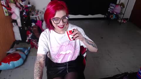 Snapshot of missmia2 chatting on February 9, 2025, 2:07 pm Miss Mia online show from February 9, 2025, 2:07 pm