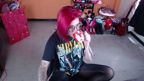 Snapshot of missmia2 chatting on March 5, 2025, 4:24 pm Miss Mia online show from March 5, 2025, 4:24 pm