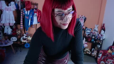 Miss Mia online show from April 7, 2026, 10:20 pm