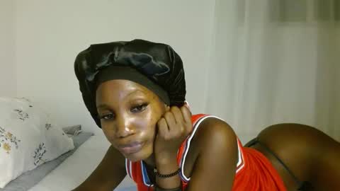 Snapshot of missmisbehave_irl chatting on February 7, 2026, 9:40 pm sexy online show from February 7, 2026, 9:40 pm