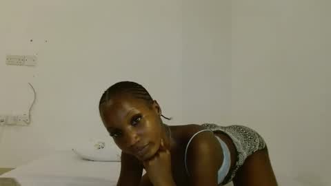 Snapshot of missmisbehave_irl chatting on February 17, 2026, 7:09 pm sexy online show from February 17, 2026, 7:09 pm