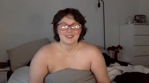 Snapshot of missmistressmal chatting on November 21, 2025, 12:26 pm missmistressmal online show from November 21, 2025, 12:26 pm