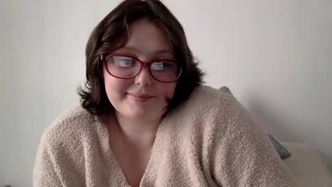 Snapshot of missmistressmal chatting on March 6, 2026, 7:54 pm missmistressmal online show from March 6, 2026, 7:54 pm