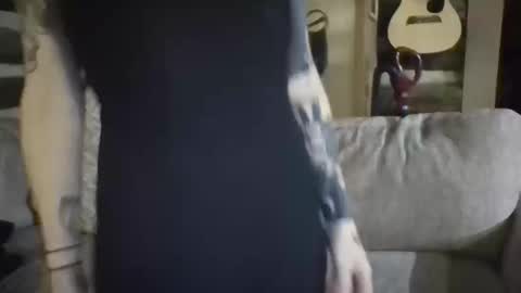 Maxxx online show from October 17, 2025, 3:53 am