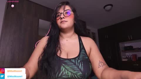 MissMoon online show from November 7, 2025, 11:38 pm