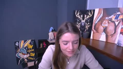 Olivia online show from November 23, 2025, 4:40 pm