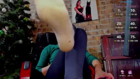 Miss Venus online show from February 6, 2025, 10:37 am