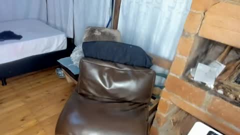 Snapshot of misspink152015 chatting on December 2, 2024, 11:40 pm sarah online show from December 2, 2024, 11:40 pm