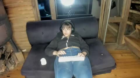 Snapshot of misspink152015 chatting on February 23, 2025, 1:24 am sarah online show from February 23, 2025, 1:24 am