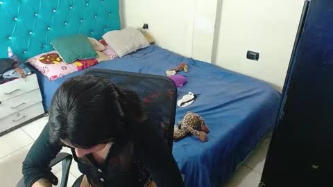 Snapshot of misspurple4 chatting on October 16, 2025, 12:55 am kassandra online show from October 16, 2025, 12:55 am