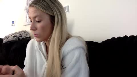 Alyssa online show from May 6, 2026, 3:17 pm