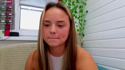 . online show from October 13, 2025, 8:03 am