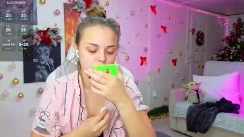 Snapshot of misss_viki chatting on January 9, 2026, 2:25 am . online show from January 9, 2026, 2:25 am