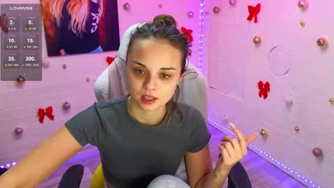 Snapshot of misss_viki chatting on February 21, 2026, 8:04 am . online show from February 21, 2026, 8:04 am