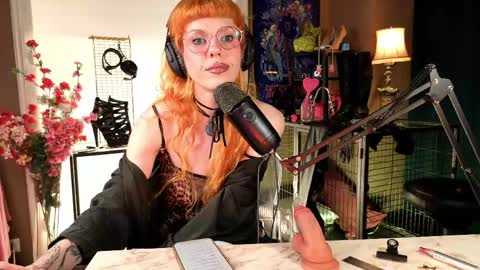 Tacodeluxe online show from May 10, 2026, 12:49 am